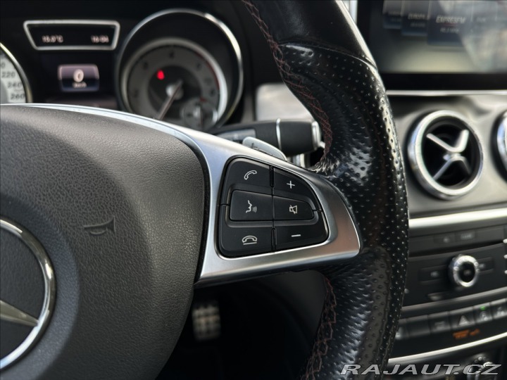 Mercedes-Benz CLA 220d 4Matic 2016