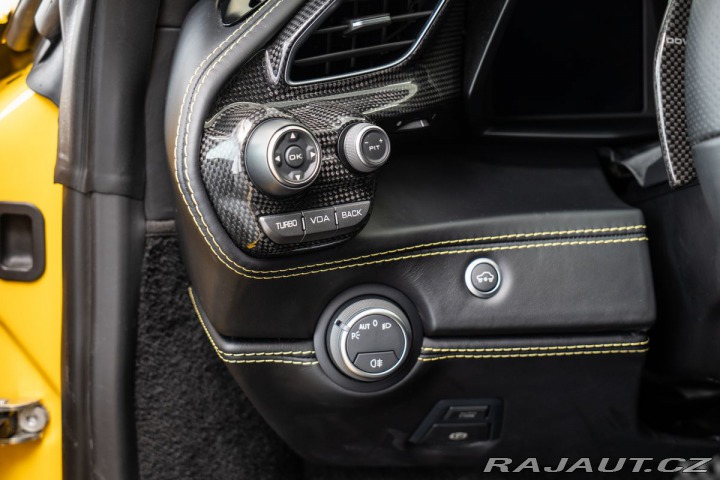 Ferrari 488 Lift/Carbon/GialloModena 2016
