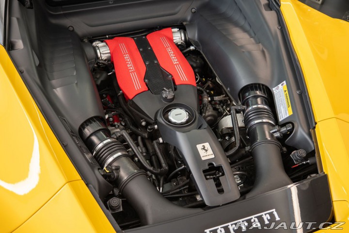 Ferrari 488 Lift/Carbon/GialloModena 2016