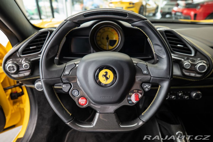 Ferrari 488 Lift/Carbon/GialloModena 2016