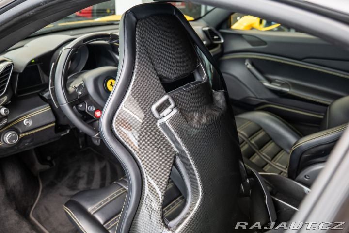Ferrari 488 Lift/Carbon/GialloModena 2016