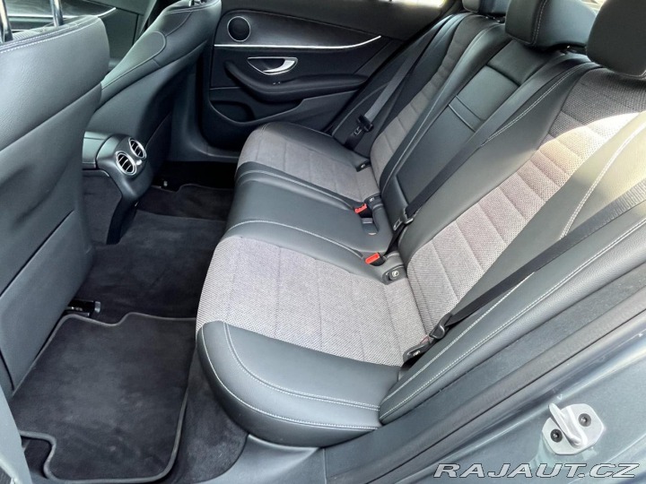 Mercedes-Benz E 300d 180 kW LED Kamera 18 2021