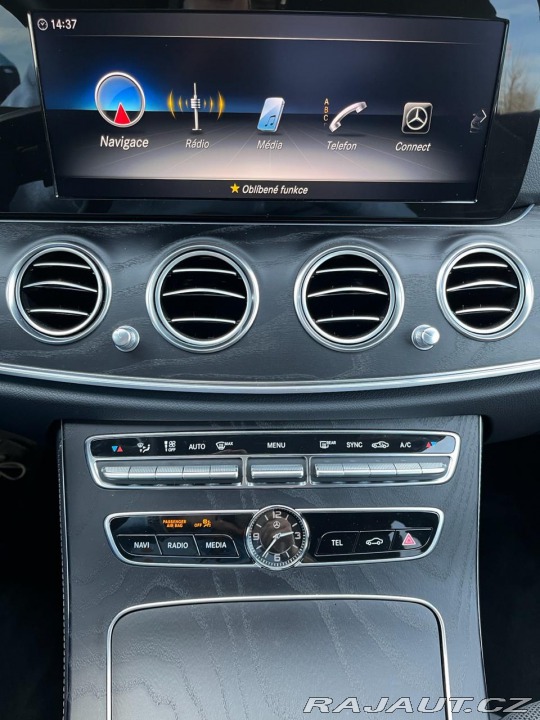Mercedes-Benz E 300d 180 kW LED Kamera 18 2021