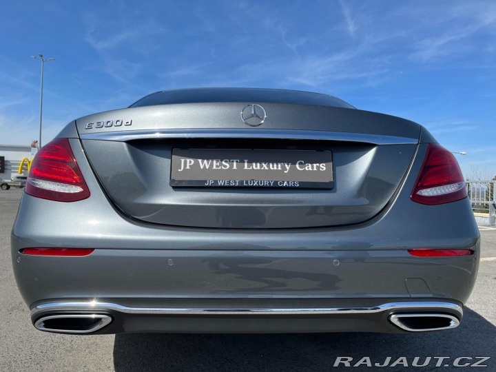 Mercedes-Benz E 300d 180 kW LED Kamera 18 2021
