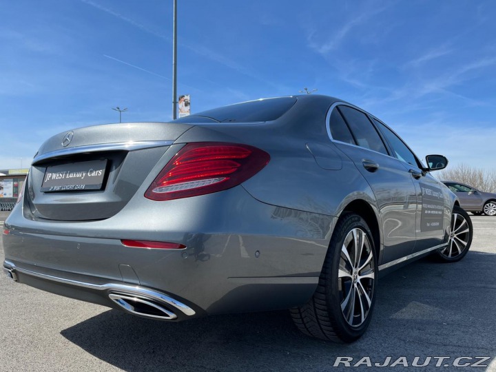 Mercedes-Benz E 300d 180 kW LED Kamera 18 2021