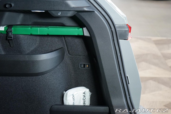 Škoda Karoq 1.5 TSI Sportline DSG Can 2024