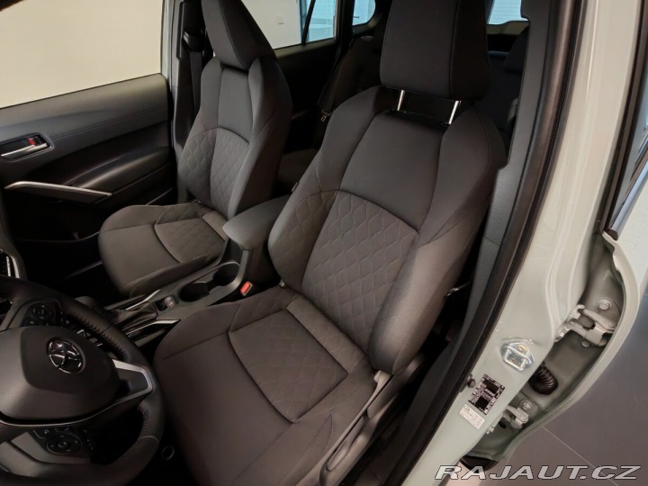 Toyota Corolla Cross 2.0 Hybrid Style Tech 2025