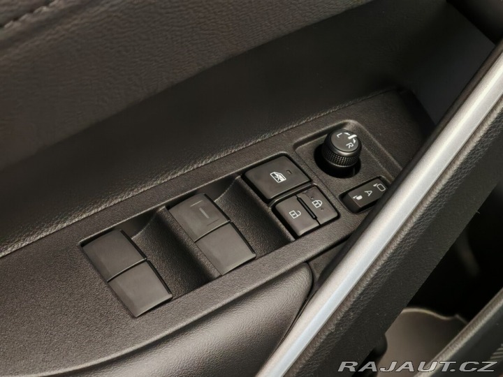 Toyota Corolla Cross 2.0 Hybrid Style Tech 2025