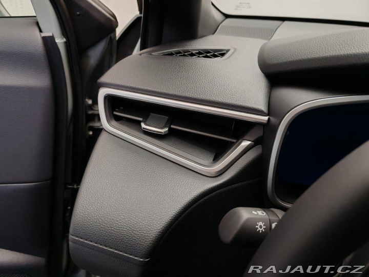 Toyota Corolla Cross 2.0 Hybrid Style Tech 2025