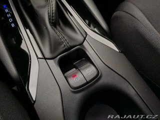 Toyota Corolla Cross 2,0 Hybrid e-CVT Style Te 2025