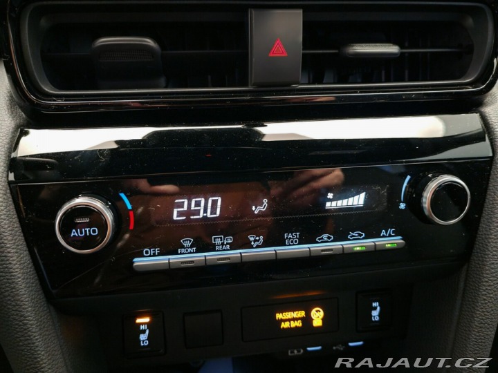 Toyota Yaris Cross 1,5 Hybrid e-CVT 130k Sty 2025