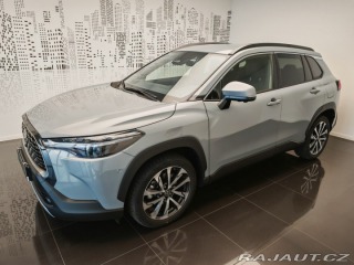 Toyota Corolla Cross 2,0 Hybrid e-CVT Executiv 2024