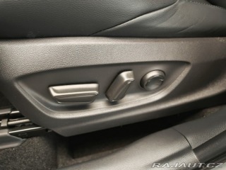 Toyota Corolla Cross 2,0 Hybrid e-CVT Executiv 2024