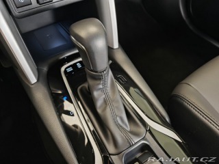 Toyota Corolla Cross 2,0 Hybrid e-CVT Executiv 2024