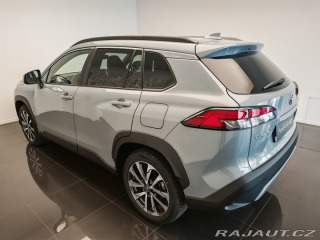 Toyota Corolla Cross 2,0 Hybrid e-CVT Executiv 2024