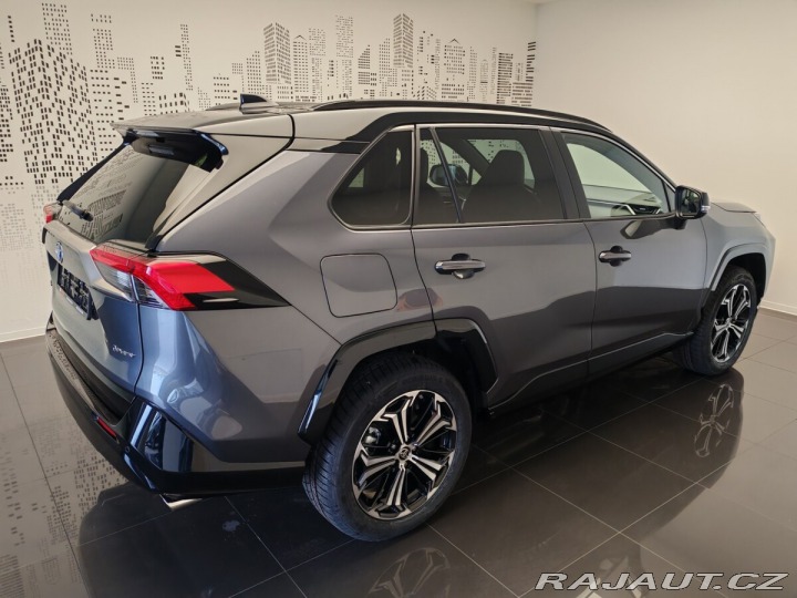 Toyota RAV4 2,5 Plug-in Hybrid 4x4 AT 2025