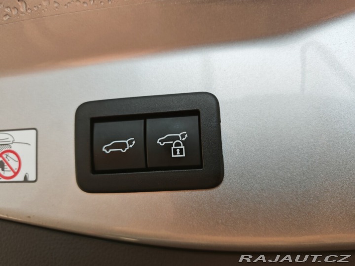 Toyota C-HR 2.0 Hybrid 135kW E-CVT Ex 2024