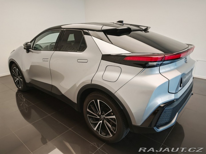 Toyota C-HR 2.0 Hybrid 135kW E-CVT Ex 2024