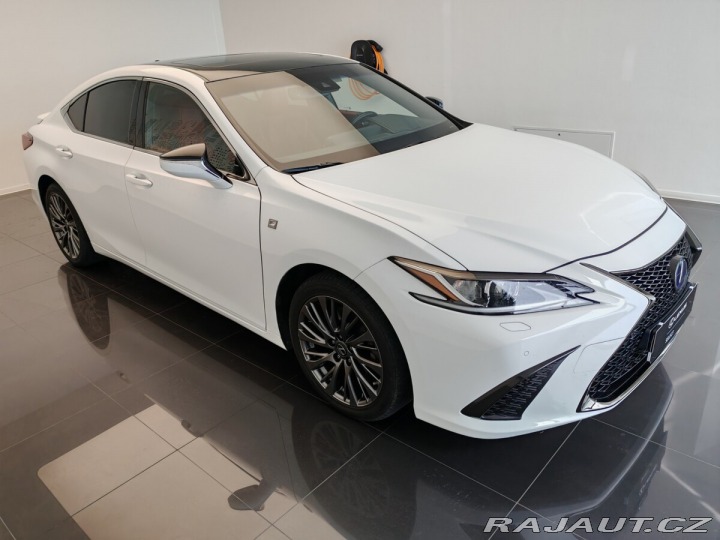 Lexus Ostatní modely ES 300h F sport 2019