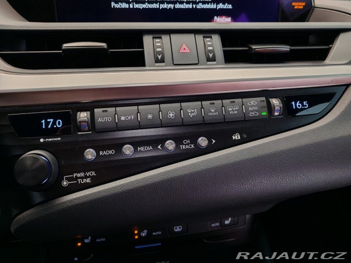 Lexus Ostatní modely ES 300h F sport 2019