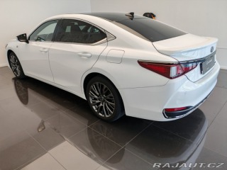 Lexus Ostatní modely ES 300h F sport 2019