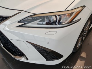 Lexus Ostatní modely ES 300h F sport 2019