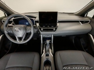 Toyota Corolla Cross 2,0 Hybrid e-CVT Style Te 2025