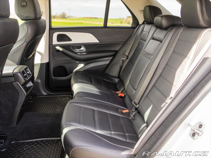 Mercedes-Benz GLE 2,0 300d 200kW 4MATIC CZ 2023