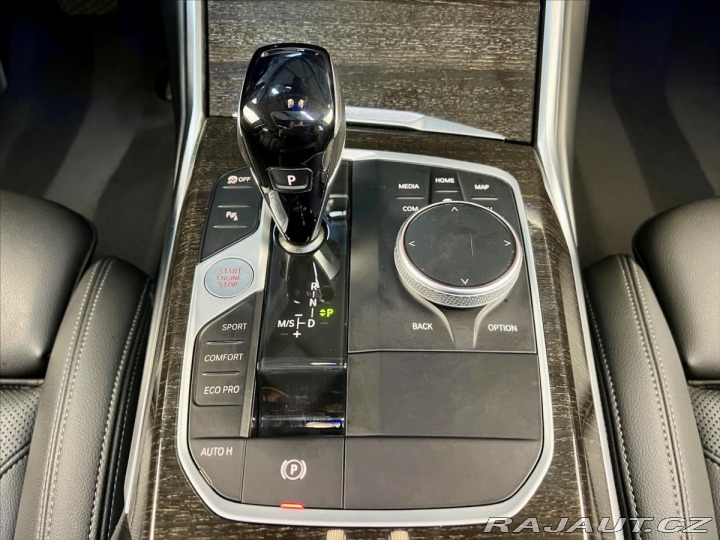 BMW 3 320d xDrive AT LUXURY LIN 2022