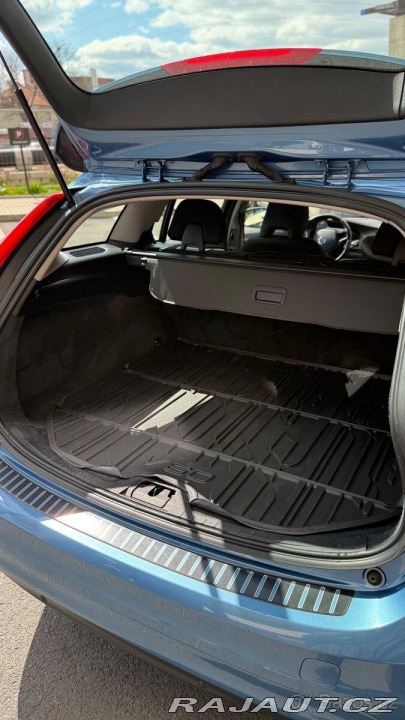 Volvo V60 D4 diesel, automat 2014