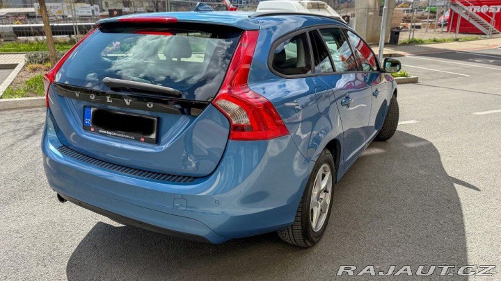 Volvo V60 D4 diesel, automat 2014