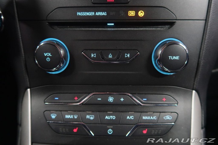 Ford S-MAX 2.0TDCi,110kW,manuál,NAVI 2019