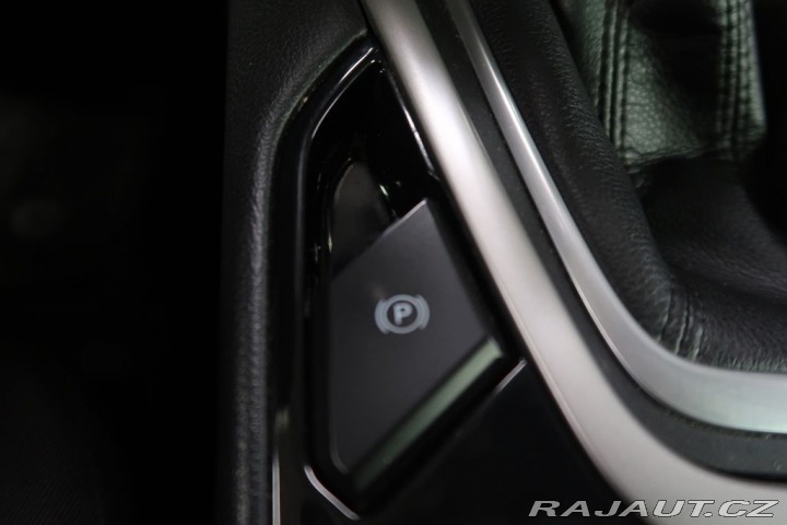 Ford S-MAX 2.0TDCi,110kW,manuál,NAVI 2019