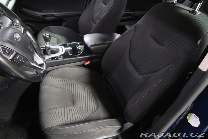 Ford S-MAX 2.0TDCi,110kW,manuál,NAVI 2019
