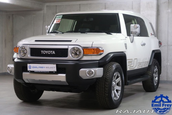 Toyota FJ 4.0VVT-i,V6,200kW,AT,4x4 2023