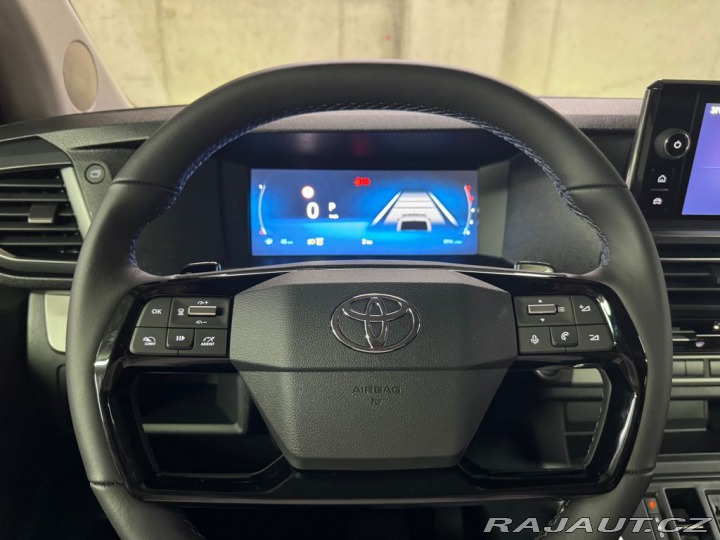 Toyota ProAce Verso L1 Family 2.0 AT 2025