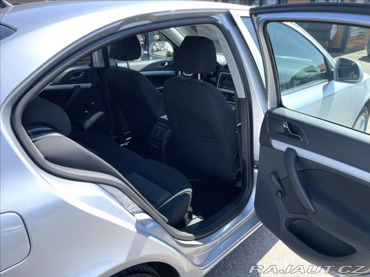 Škoda Octavia 1,4 TSI 90kW Klima*Vyhř.S 2012