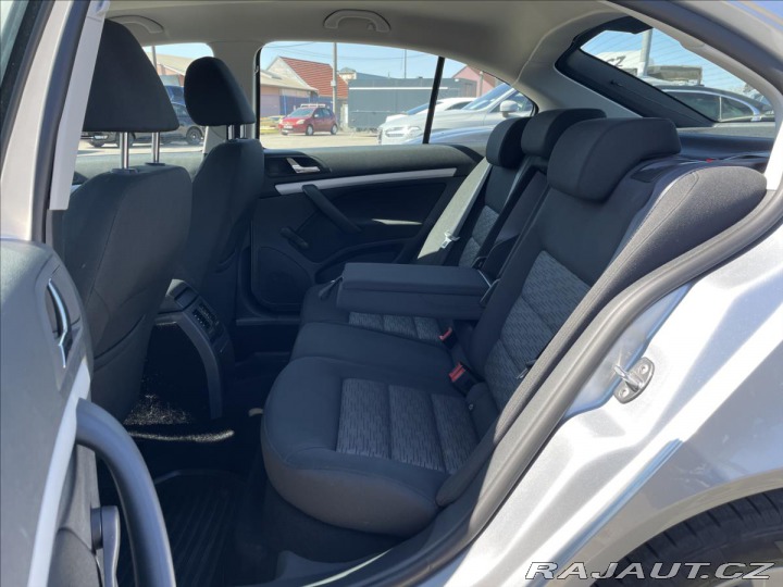 Škoda Octavia 1,4 TSI 90kW REZERVACE! 2012
