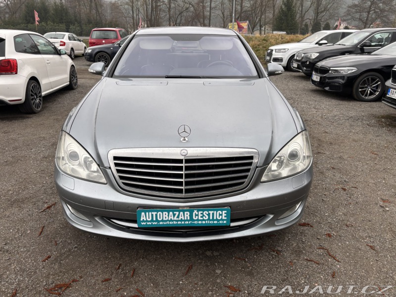 Mercedes-Benz S S 550