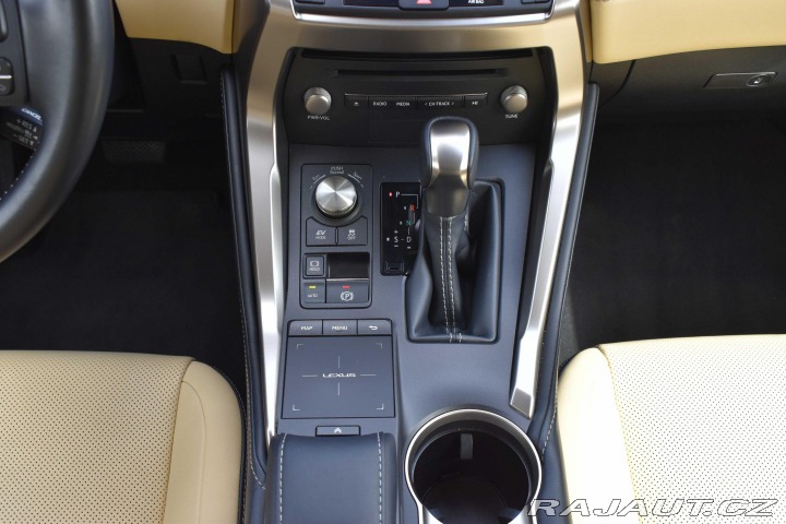 Lexus Ostatní modely NX 300h PRESTIGE*4WD*REZERVACE* 2021