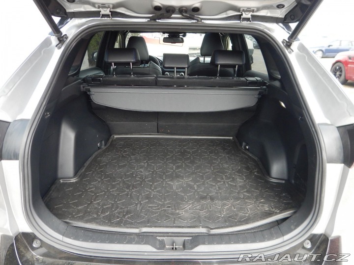 Toyota RAV4 2.5 HYBRID, ČR, 1. MAJ. 2023