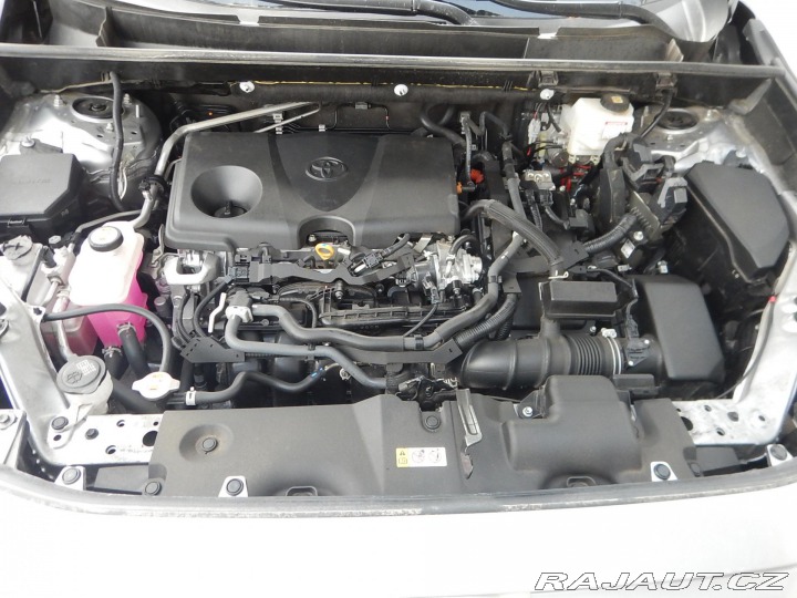 Toyota RAV4 2.5 HYBRID, ČR, 1. MAJ. 2023