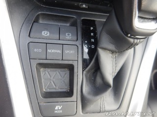 Toyota RAV4 2.5 HYBRID, ČR, 1. MAJ. 2023
