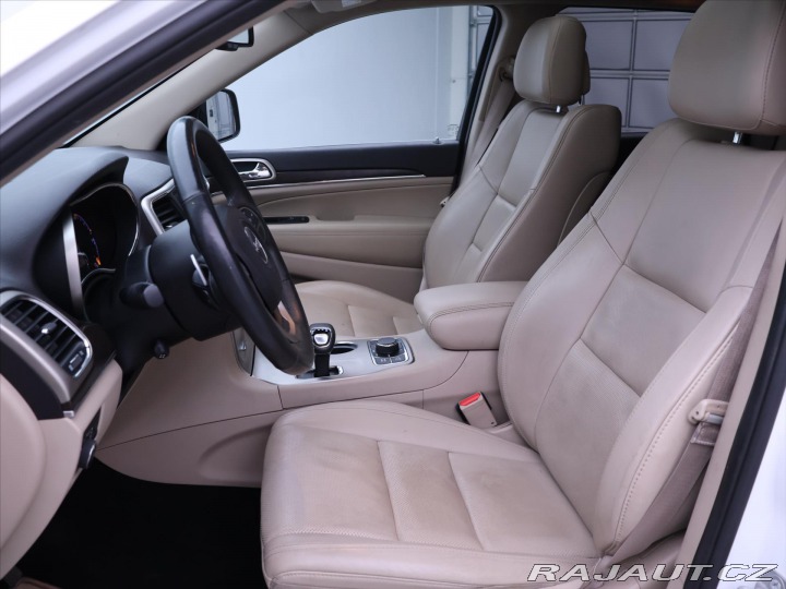 Jeep Grand Cherokee 3,0 L V6 CRD 250k Overlan 2014