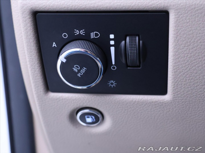 Jeep Grand Cherokee 3,0 L V6 CRD 250k Overlan 2014