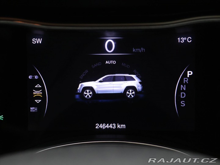 Jeep Grand Cherokee 3,0 L V6 CRD 250k Overlan 2014