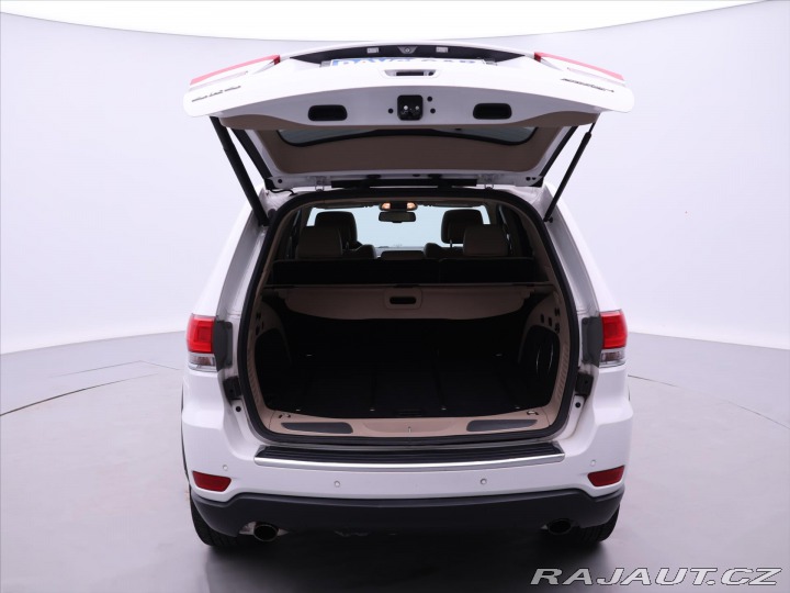 Jeep Grand Cherokee 3,0 L V6 CRD 250k Overlan 2014
