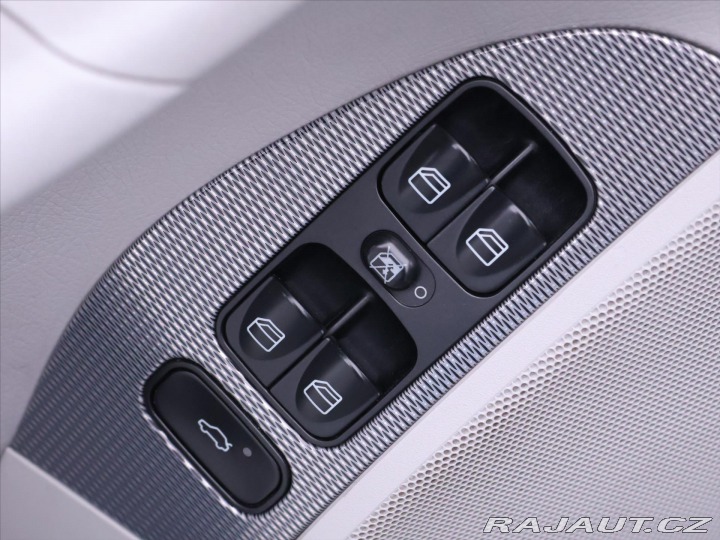 Mercedes-Benz CLK 1,8 200 K 120kW Aut. Xeno 2004