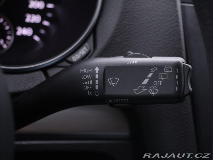 Volkswagen Golf 1,6 TDI 77kW Klima Navi 2013