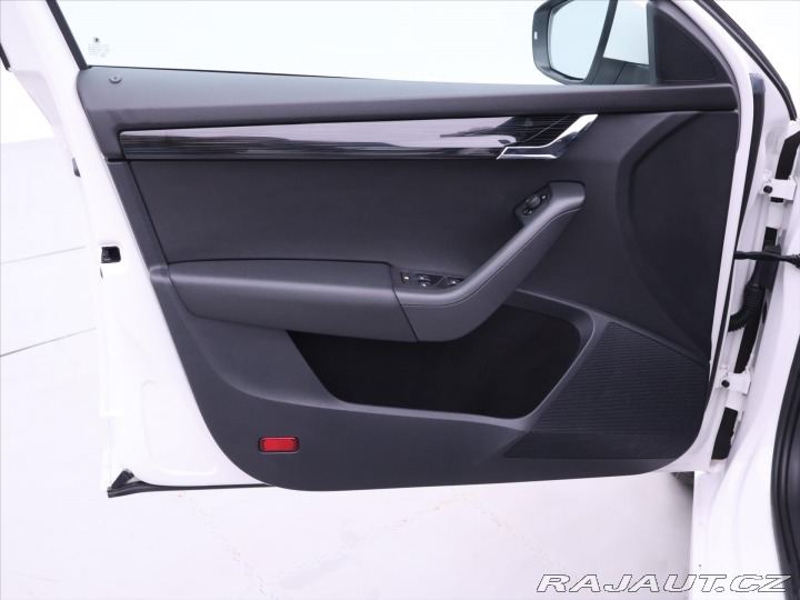 Škoda Octavia 2,0 TDI 135kW DSG Style 4 2019